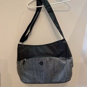 Medela Breast Pump Shoulder Bag for work or telecommute